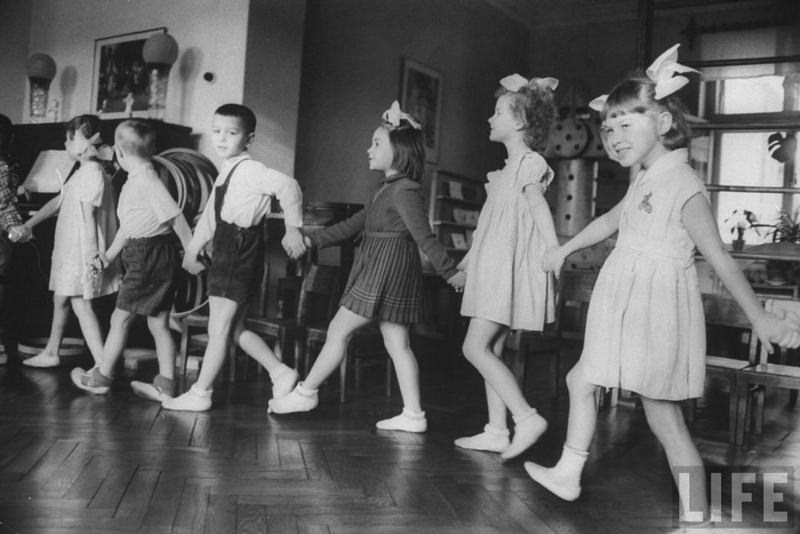 Adorable Photos of Soviet Children in the Kindergarten of the 1960s