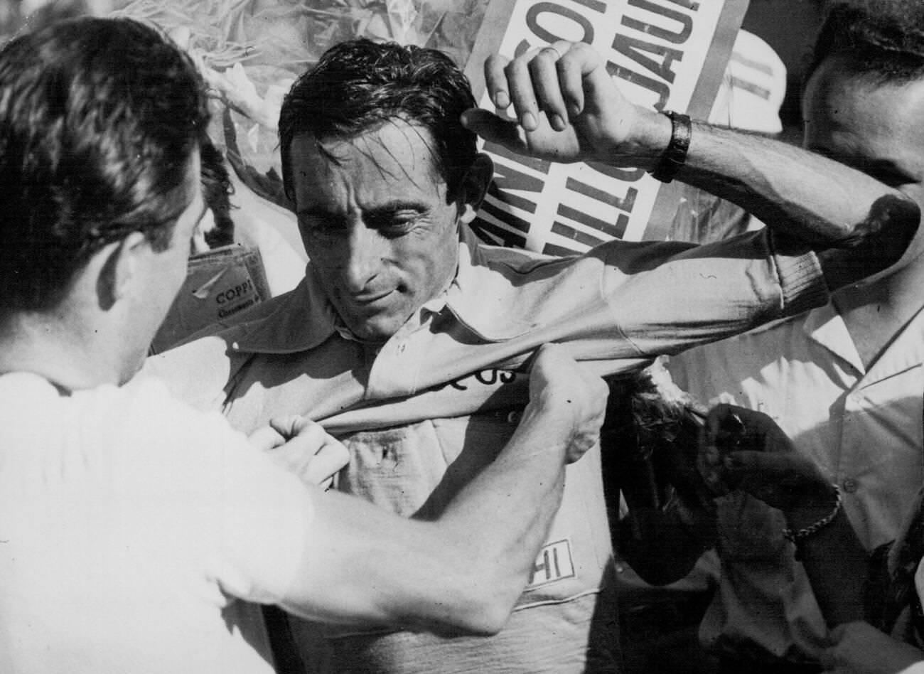 Fausto Coppi, leader of the Tour de France, 1953.