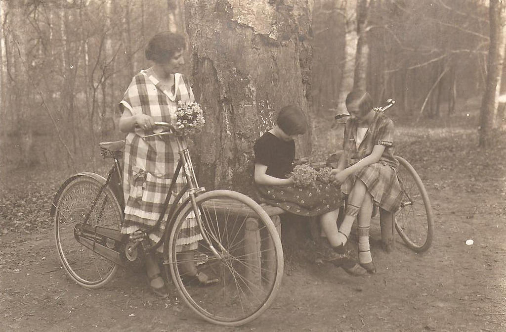 Pedaling Towards Freedom: Women and their Bicycles in the Early 20th Century