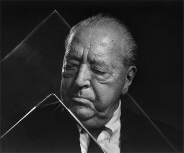 Ludwig Mies van der Rohe