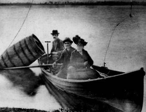 The True Story of Annie Edson Taylor: The Woman Who Survived a Trip Over Niagara Falls in a Barrel in 1901