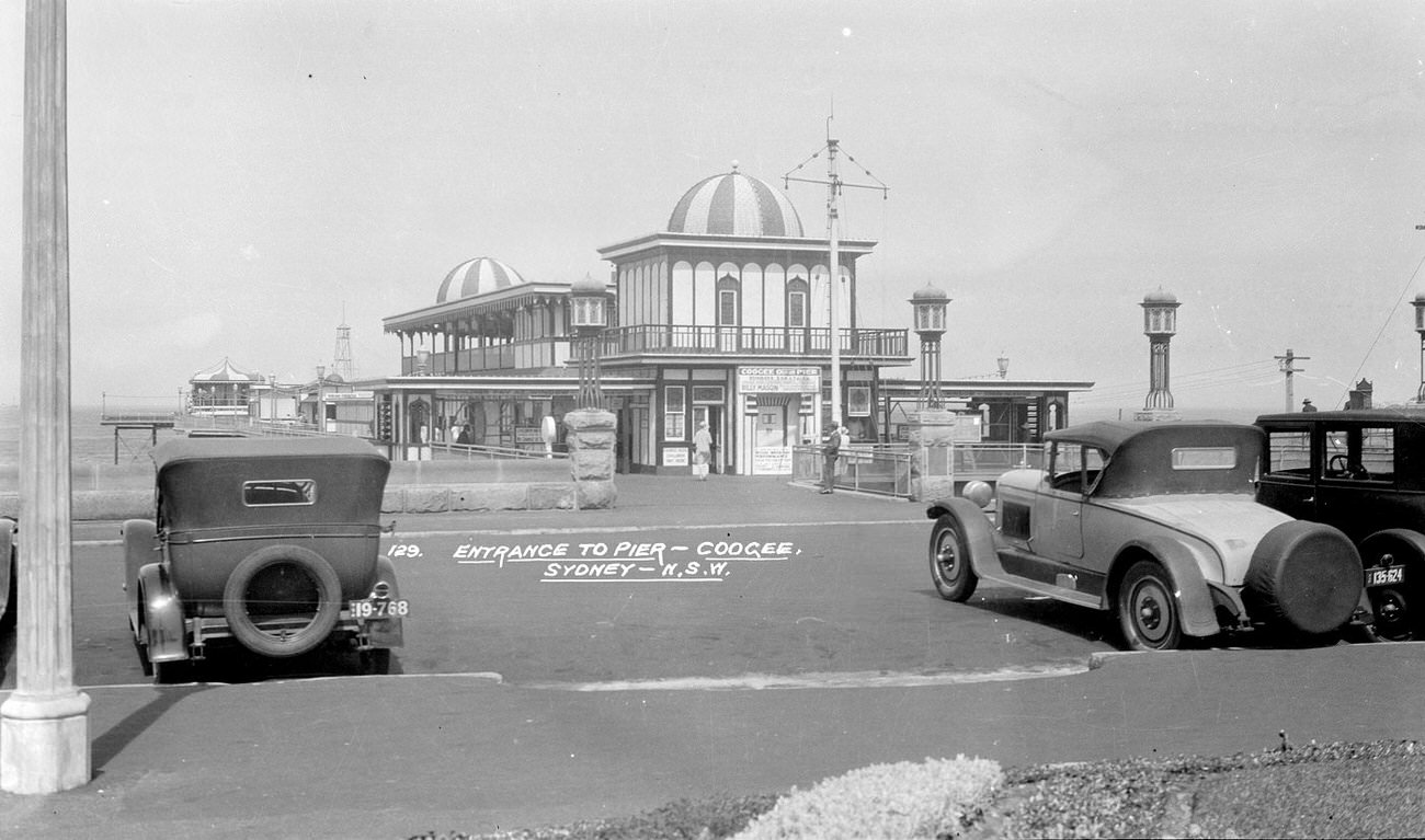 Coogee Pier, Sydney, 1930s.