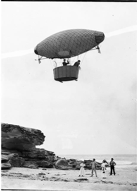 Dirigible over Tamarama, 1908.