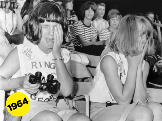 Screaming and Swooning: Vintage Photos of Beatles Fangirls of 1964-1965