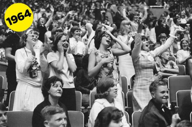 Screaming and Swooning: Vintage Photos of Beatles Fangirls of 1964-1965