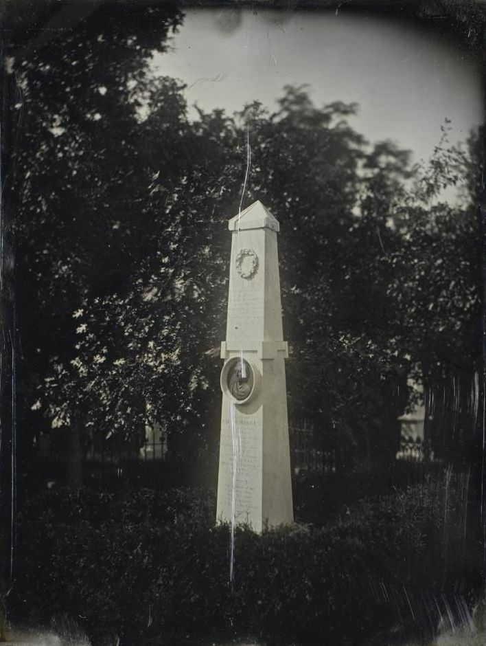 Torrey Monument.