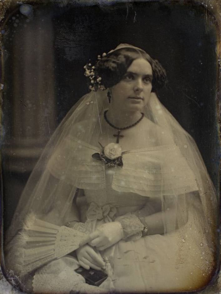 An unidentified bride.