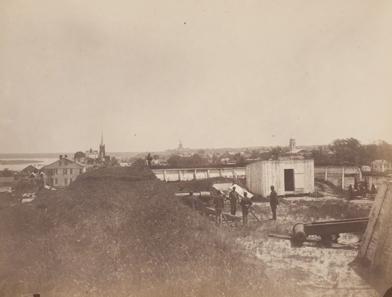 Vicksburg from Fort Castle, interior of the fort, 1865