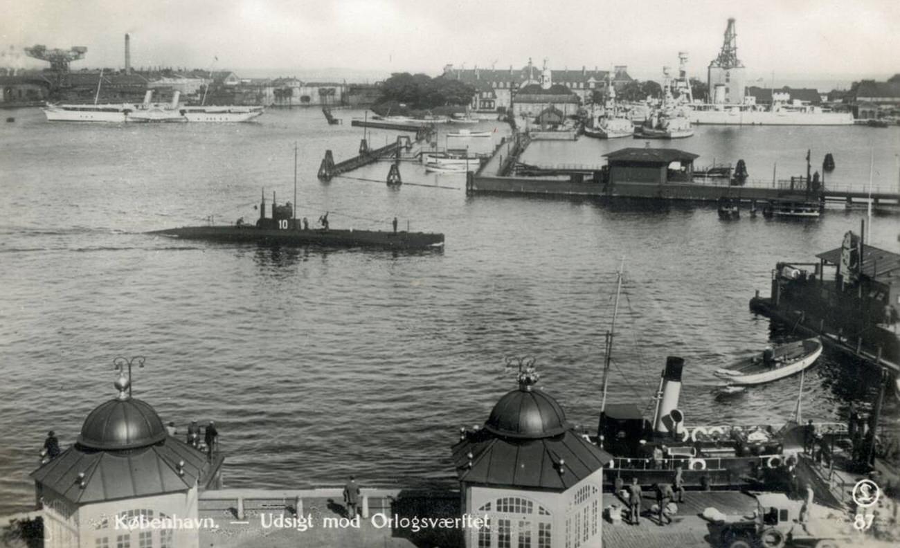 Copenhagen Naval Dockyard, with submarine, 1930s