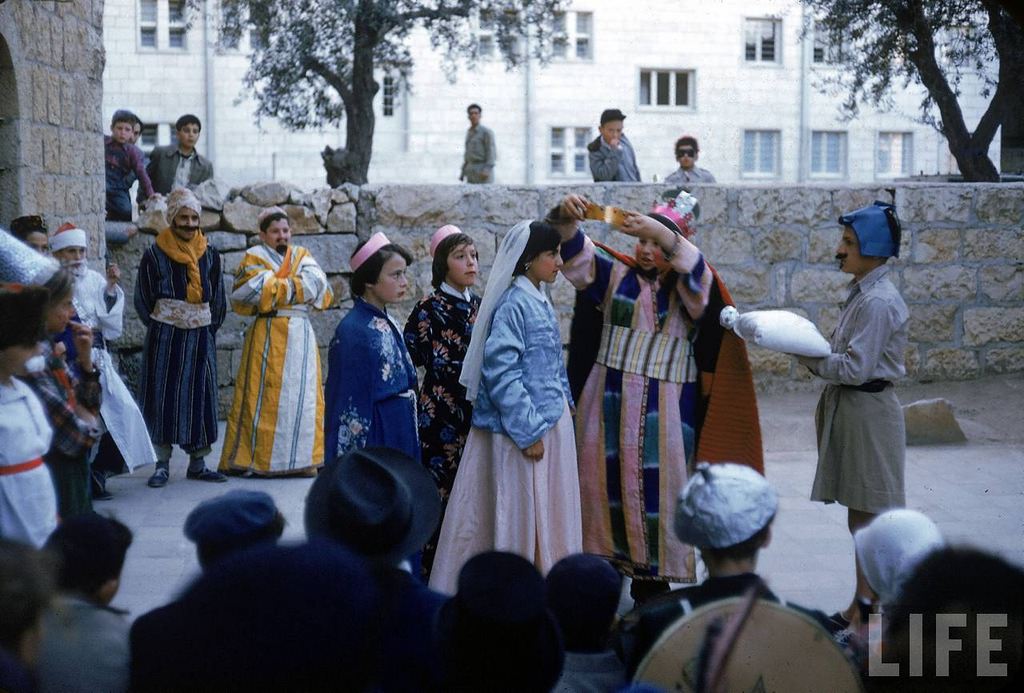 A Glimpse into the Past: Vintage Photos Show Daily Life in Ethiopia, 1955