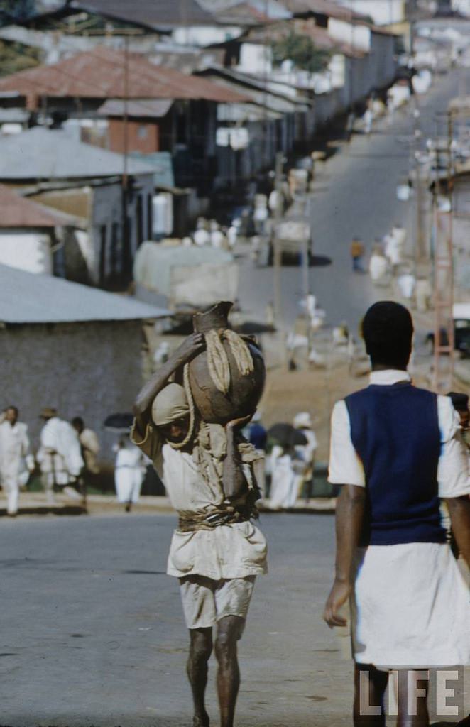 A Glimpse into the Past: Vintage Photos Show Daily Life in Ethiopia, 1955