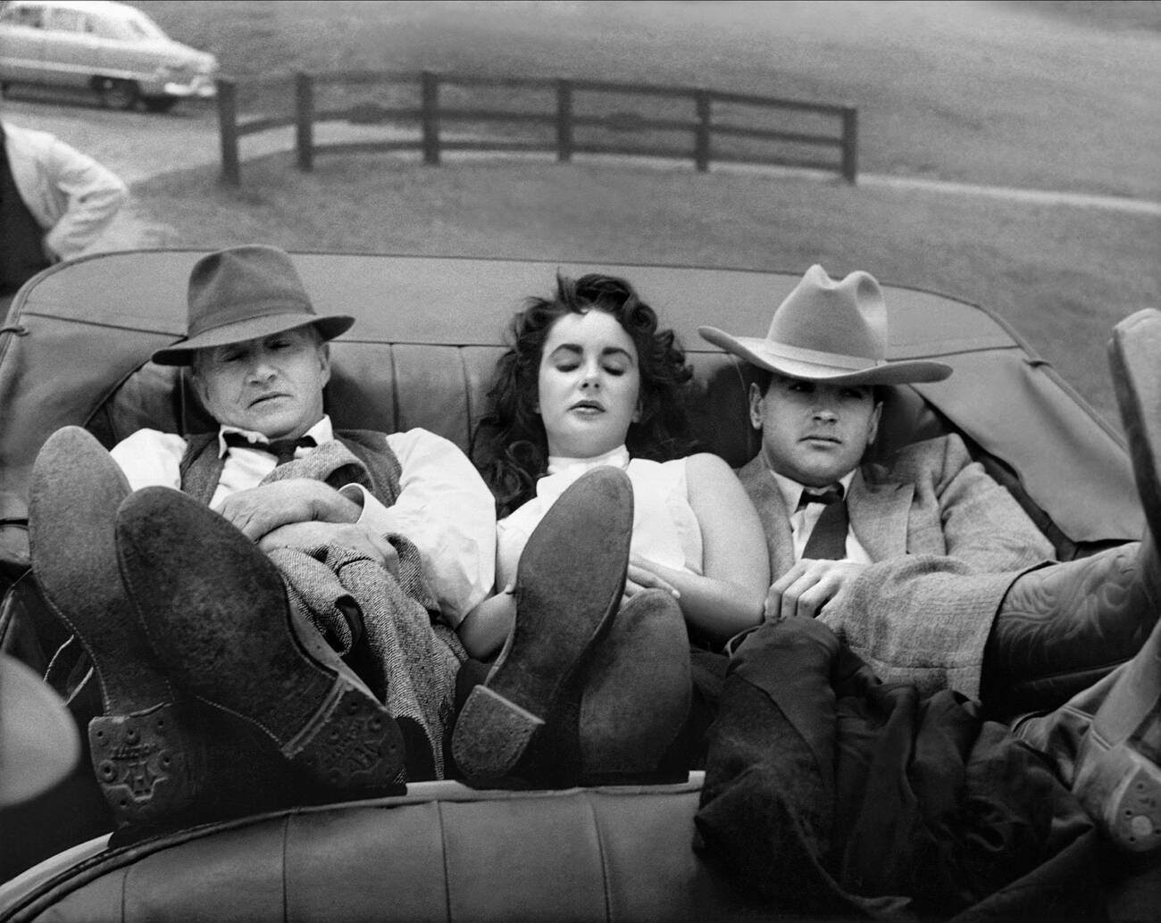 Paul Fix, Elizabeth Taylor, and Rock Hudson in ‘Giant’, 1956.