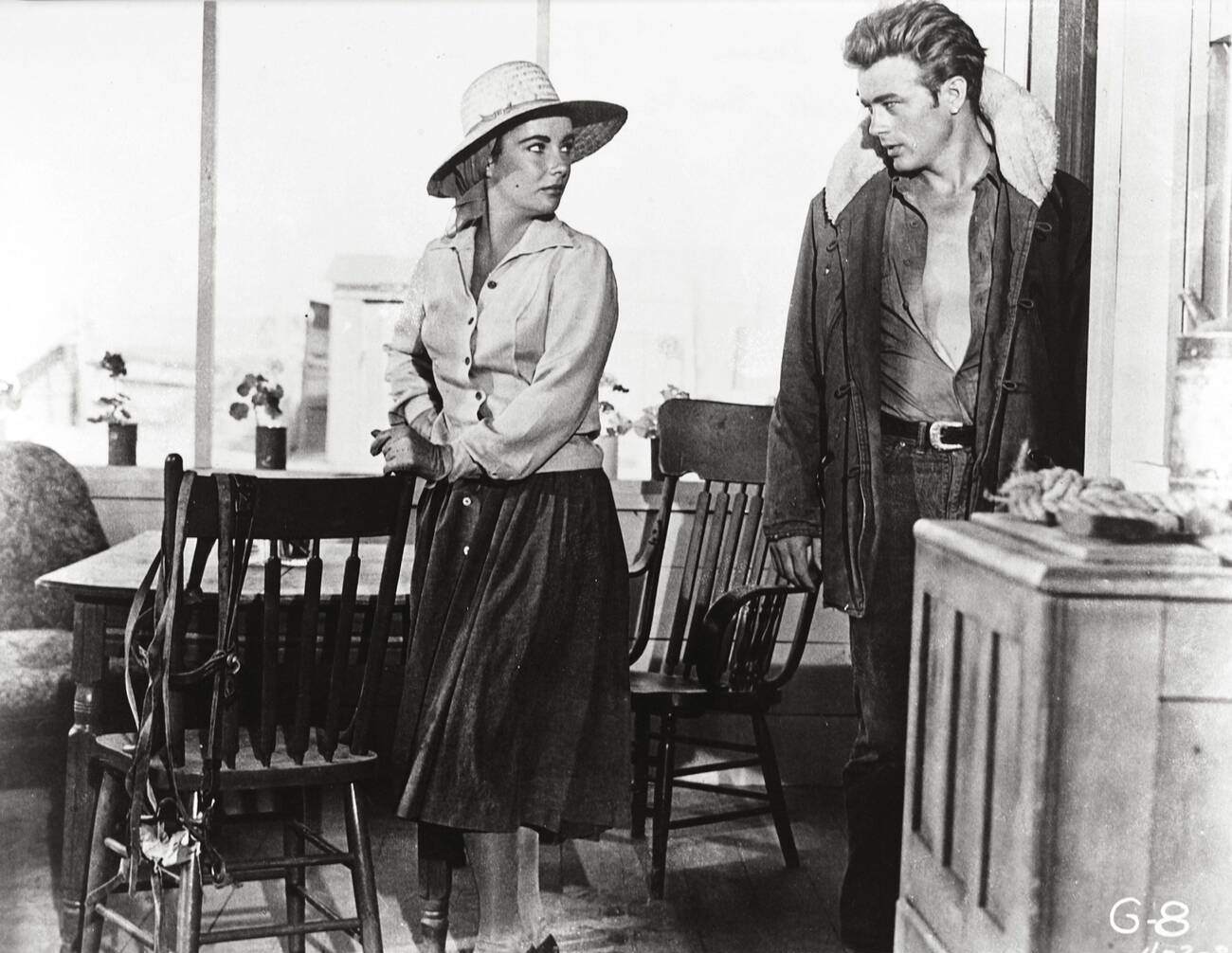 Elizabeth Taylor and James Dean in ‘Giant’, 1956.