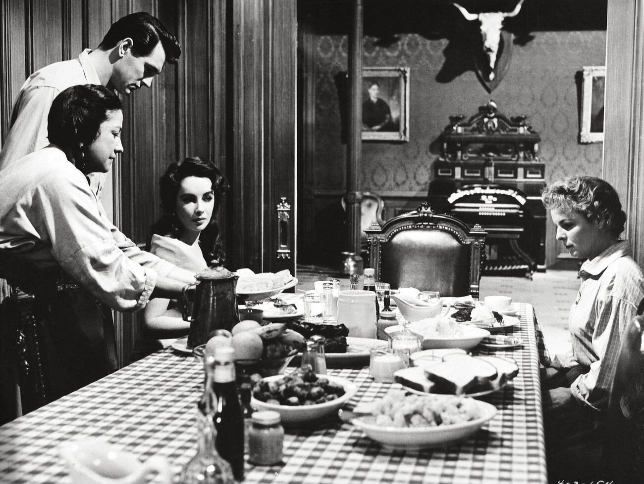 Rock Hudson, Mercedes McCambridge, and Elizabeth Taylor in ‘Giant’, 1956.