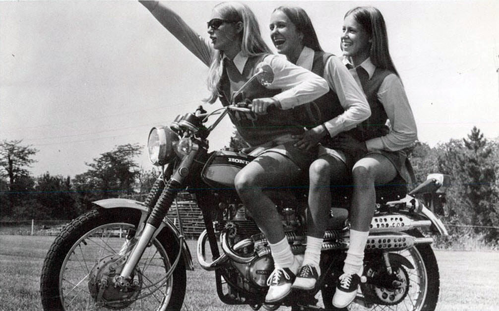 Riding into a New Era: Fabulous Vintage Photos of Girls on Bikes in Miniskirts