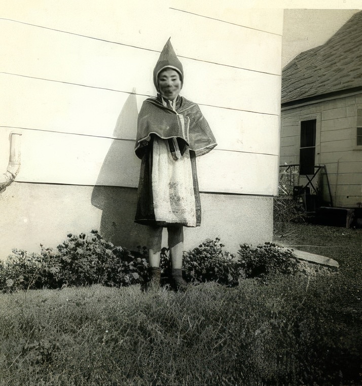 Girl in costume, 1905