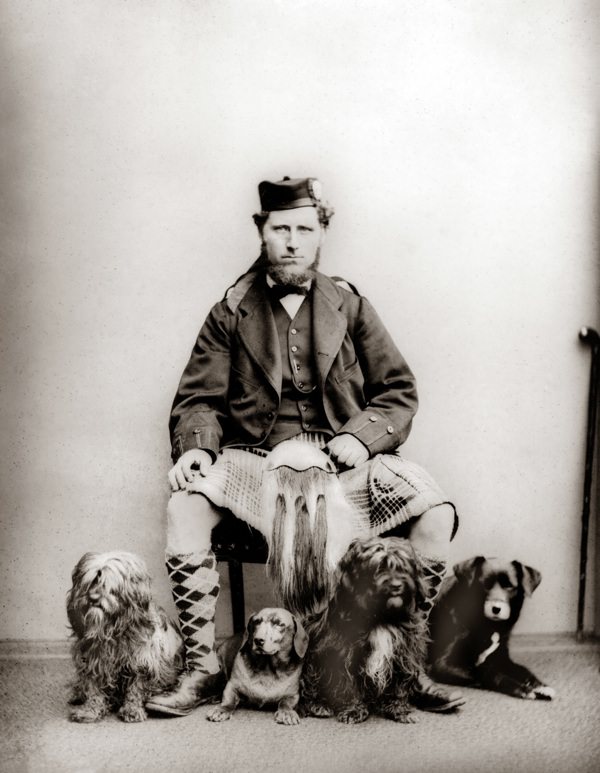 A Special Bond: Adorable Historic Photos of Dogs and Their Humans