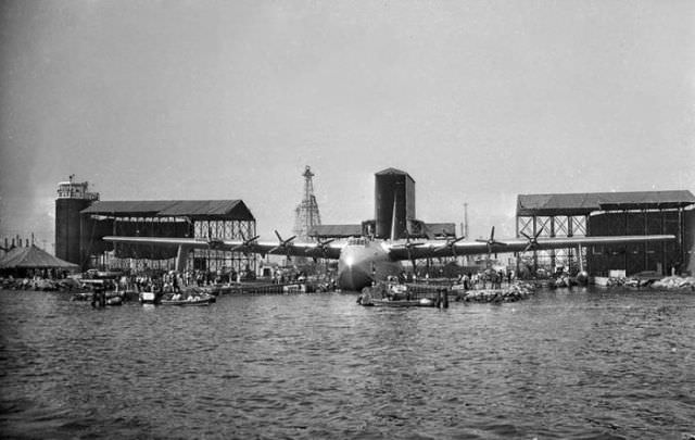 The Spruce Goose: Hughes H-4 Hercules - The Largest Flying Boat Ever Built