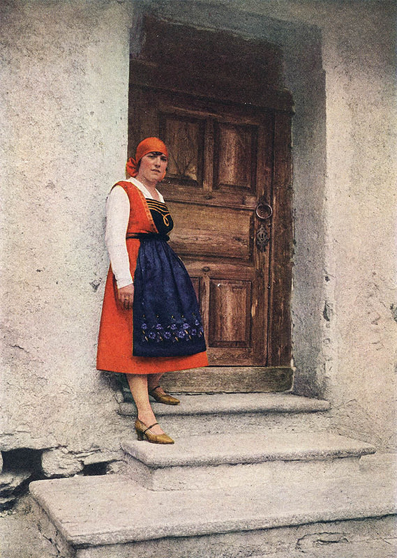 A Colorful Glimpse: Hans Hildenbrand's Italy in the 1920s and 1930s