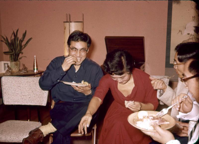 A Japanese-American Family's New Year's Eve in the Mid-1950s