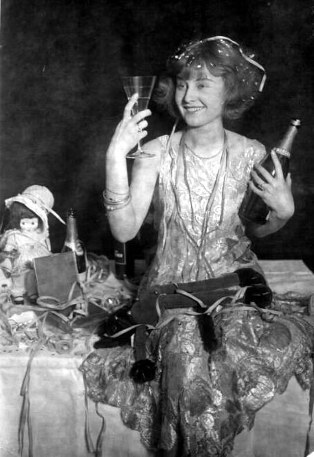 Raising a Glass to the New Year: Vintage Photos of Ladies Enjoying a Drink in the Early 1900s