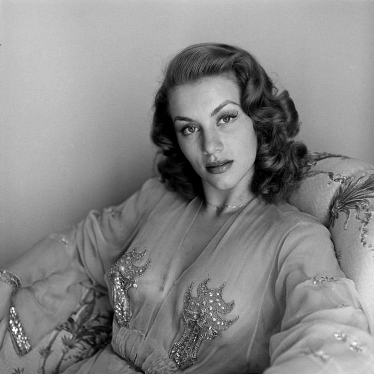 Linda Christian: Capturing the Beauty of the First Bond Girl in Stunning 1945 Portraits