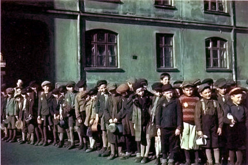 Daily Life in the Lodz Ghetto in the Early 1940s