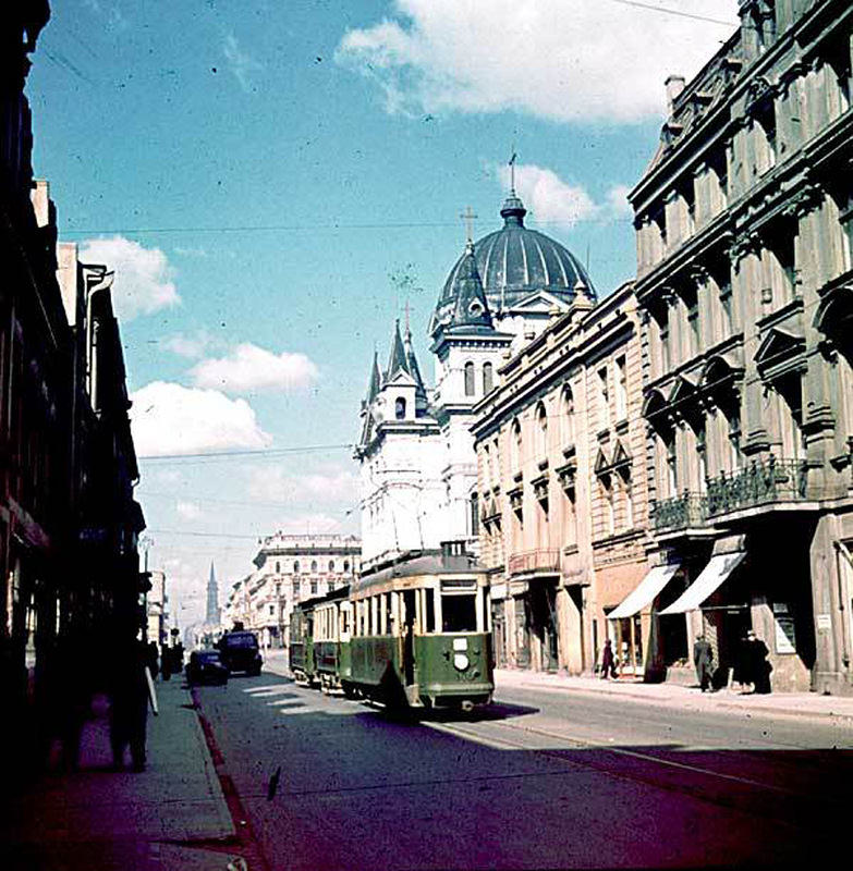 Daily Life in the Lodz Ghetto in the Early 1940s