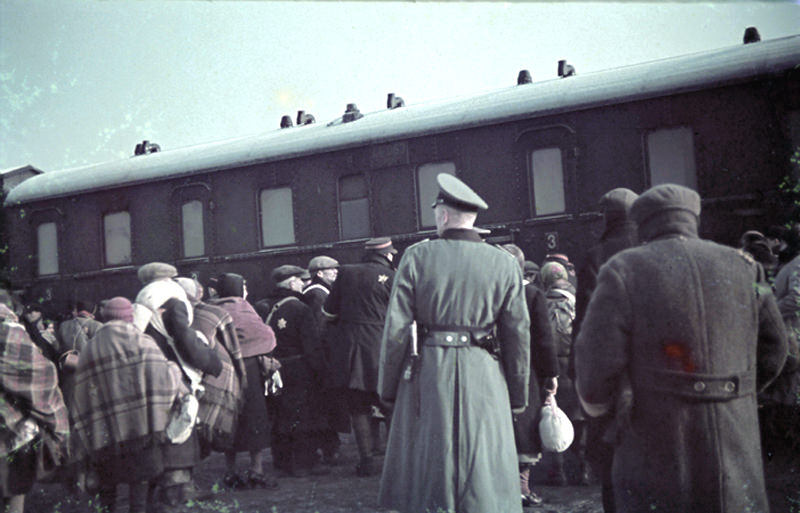 Daily Life in the Lodz Ghetto in the Early 1940s