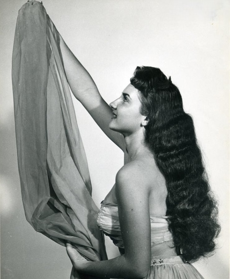 Flowing Locks: Specular Vintage Photos Long-Haired Ladies by Stan Shuttleworth