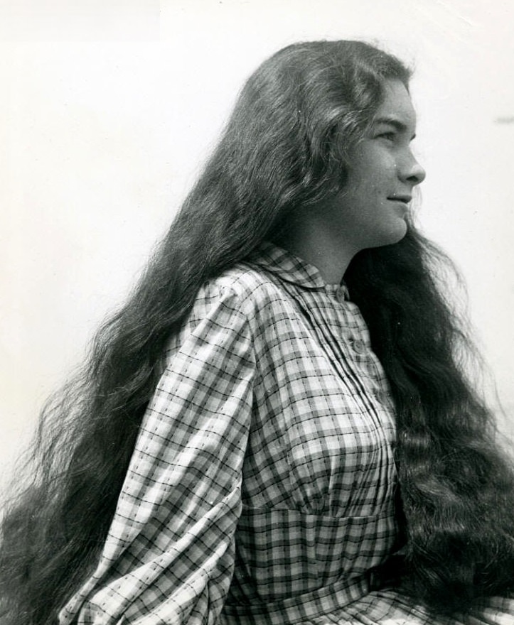 Flowing Locks: Specular Vintage Photos Long-Haired Ladies by Stan Shuttleworth