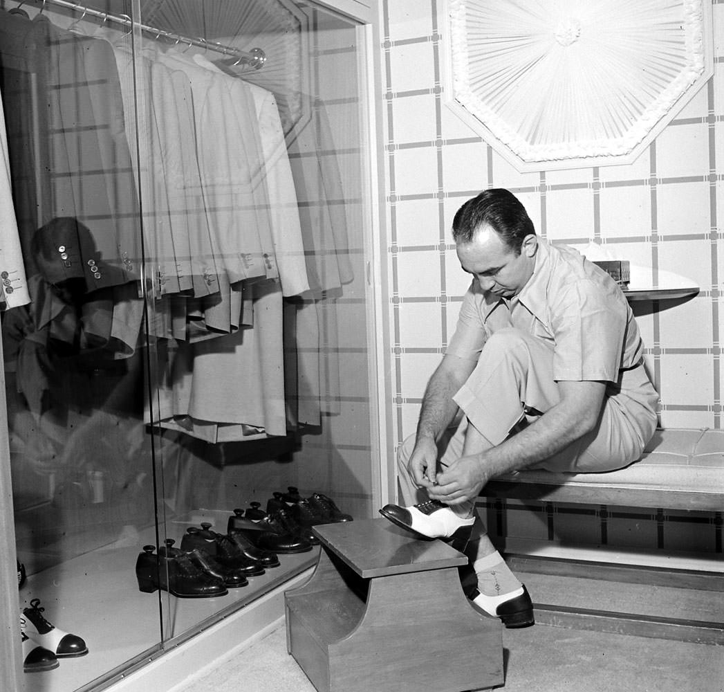 Mickey Cohen at home in Los Angeles, 1949.