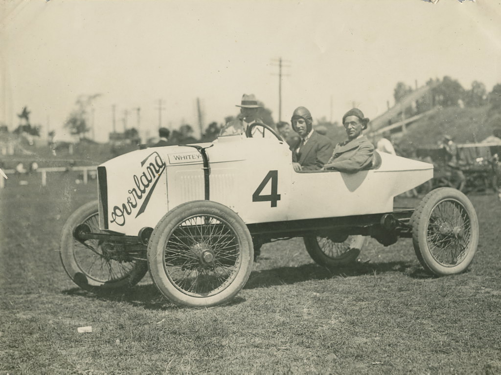 Don Harkness archive re motor racing and aeronautics