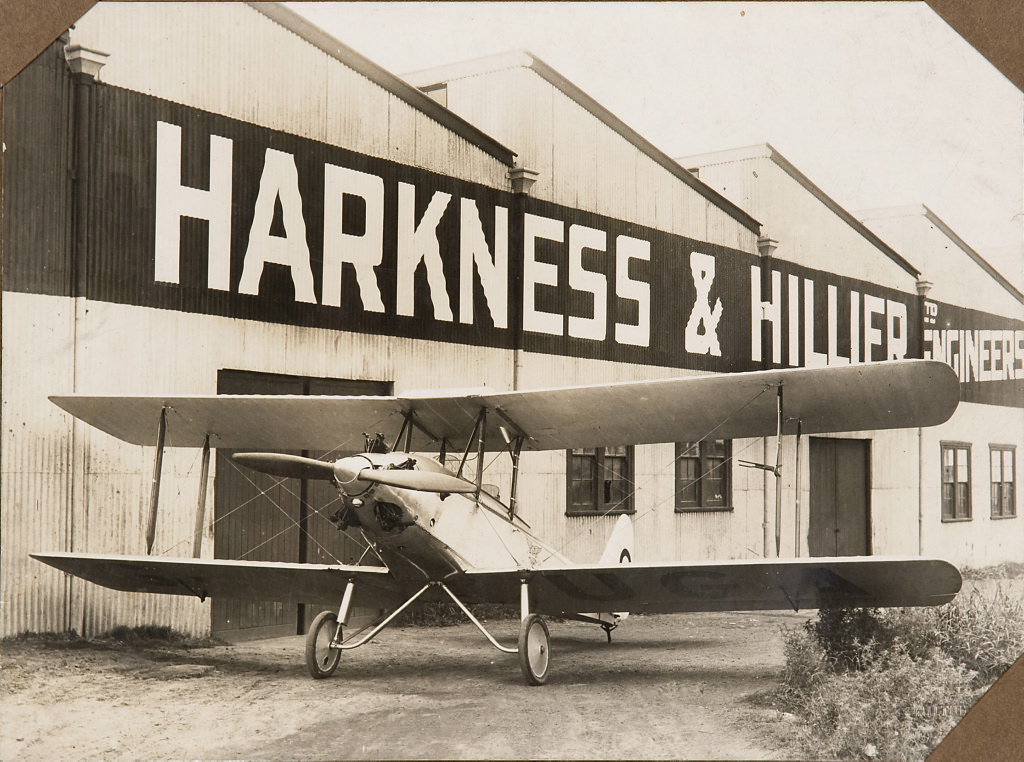 Avro Avian two-seater light aeroplane, 1924 - 1934