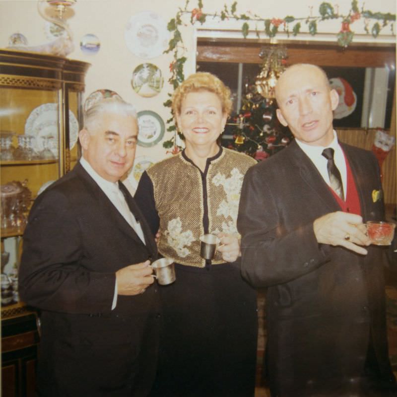 Vintage Photos of People Celebrating on New Year's Day 1996