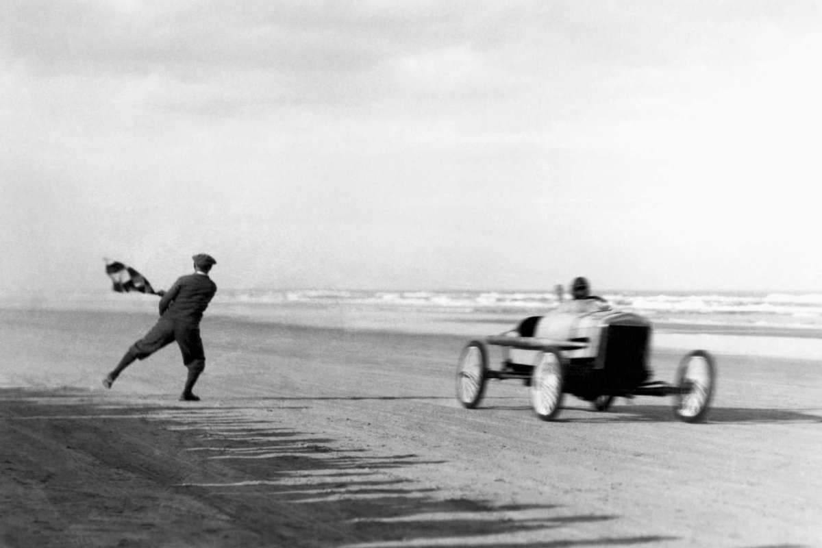 Sig Haugdahl winning the New Year's Day Races in Daytona Beach, 1926.