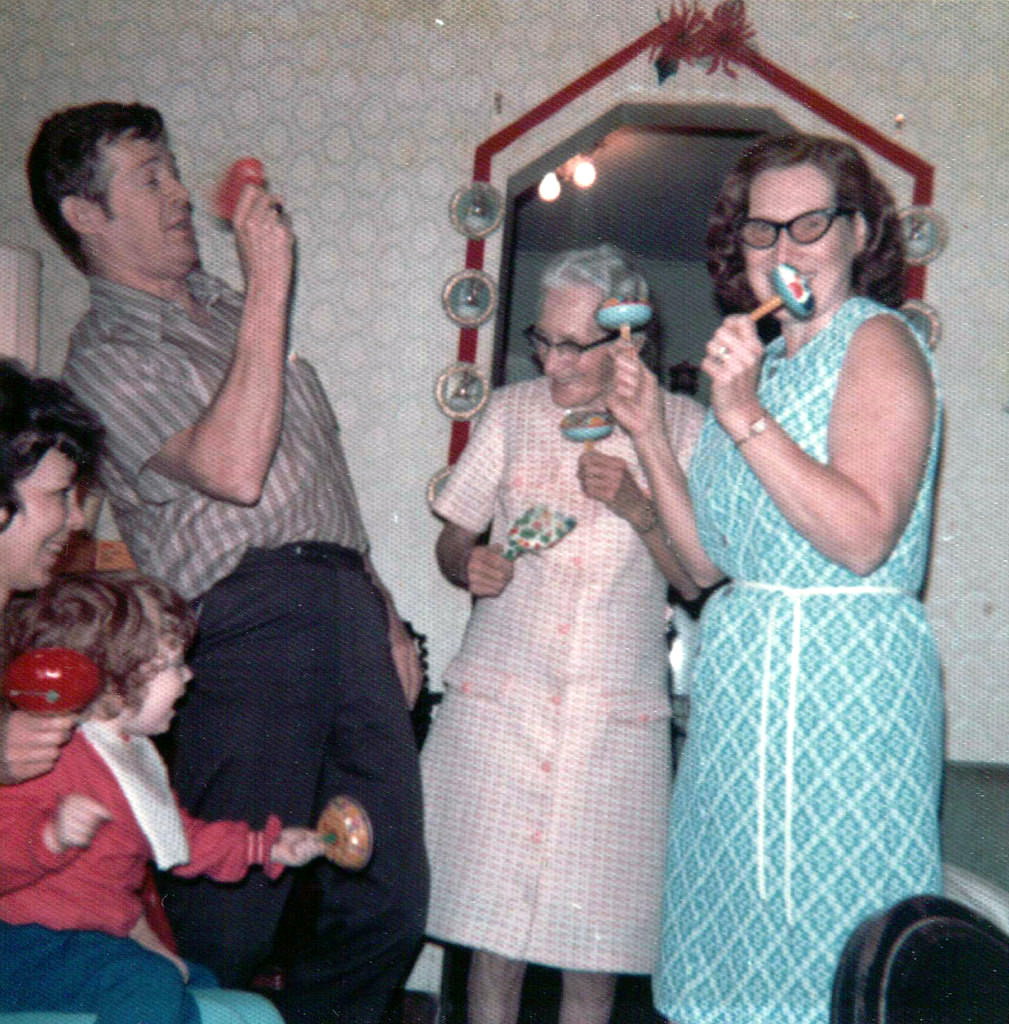 Fabulous Vintage Photos Show New Year's Eve Celebrations and Parties from the 1960s