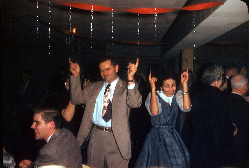 Fabulous Vintage Photos Show New Year's Eve Celebrations and Parties from the 1960s