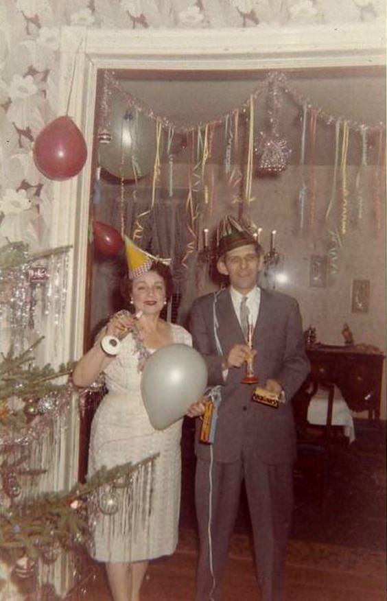 Fabulous Vintage Photos Show New Year's Eve Celebrations and Parties from the 1960s