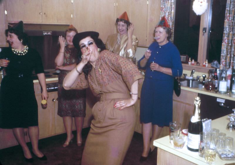 Fabulous Vintage Photos Show New Year's Eve Celebrations and Parties from the 1960s