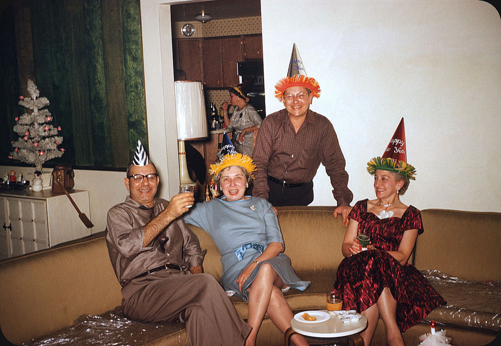 Fabulous Vintage Photos Show New Year's Eve Celebrations and Parties from the 1960s