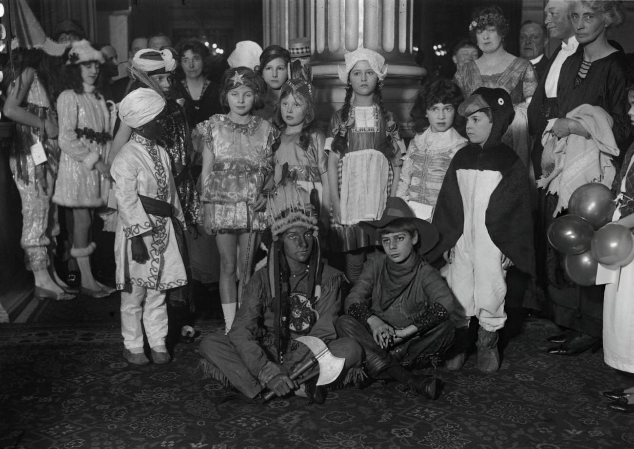 Children at a New Year's fancy dress party, 1922.