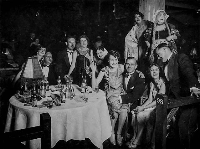 Stunning Vintage Photos of New Year's Eve Parties from the 1920s