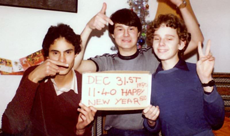 Stunning Vintage Photos of New Year's Eve Parties in the 1980s