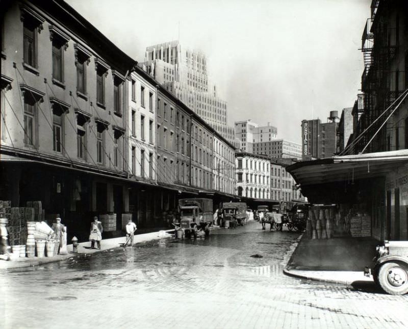 Reade Street, between West and Washington Streets, Manhattan.