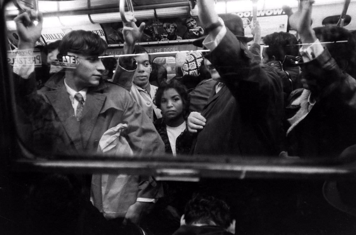 Ralph Crane's Photographic Journey Through the 1960s New York City Subway System