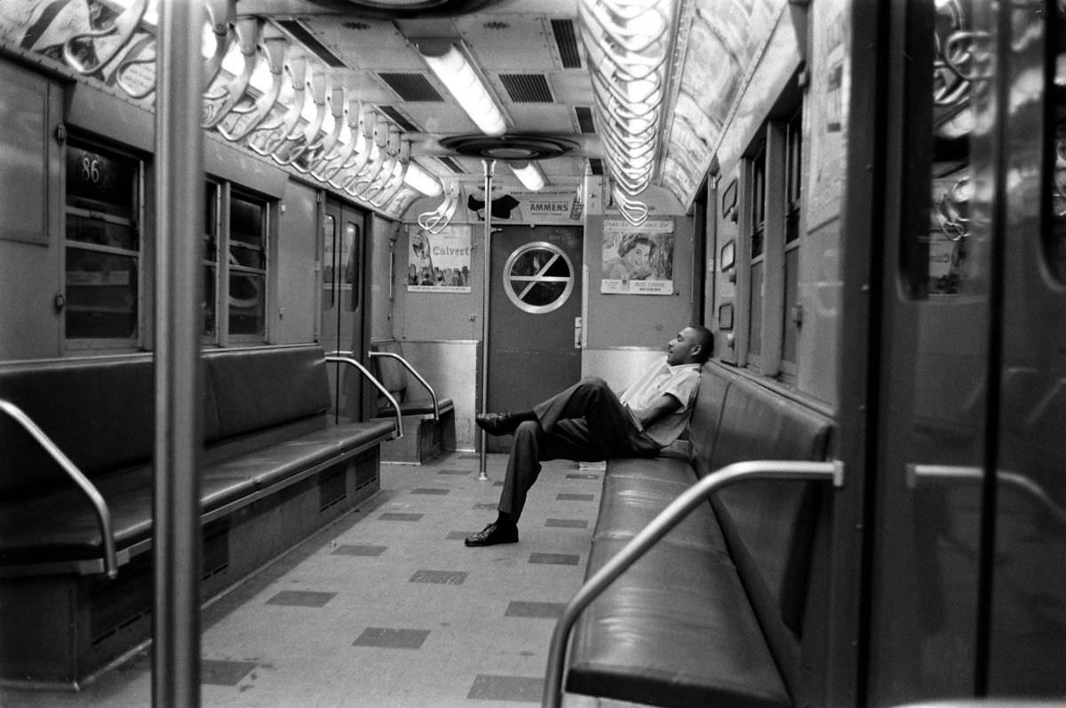 Ralph Crane's Photographic Journey Through the 1960s New York City Subway System