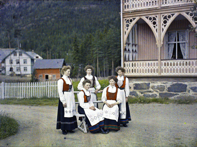 The First Color Photographs of Norway in 1910 by Adolf Miethe