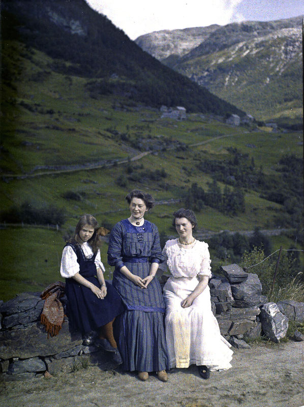 The First Color Photographs of Norway in 1910 by Adolf Miethe