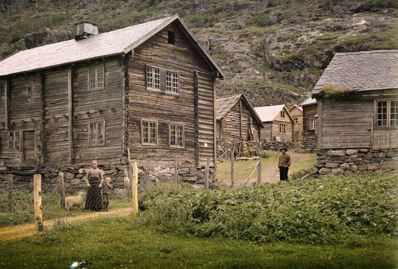 The First Color Photographs of Norway in 1910 by Adolf Miethe